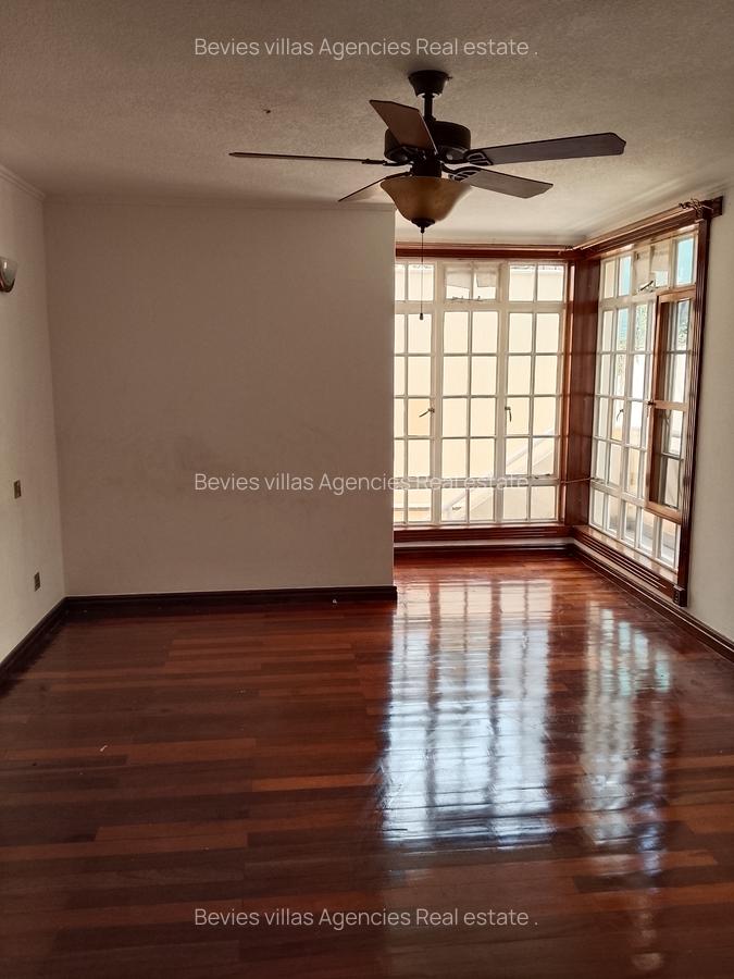 4 Bed Townhouse with En Suite at Westlands - 11