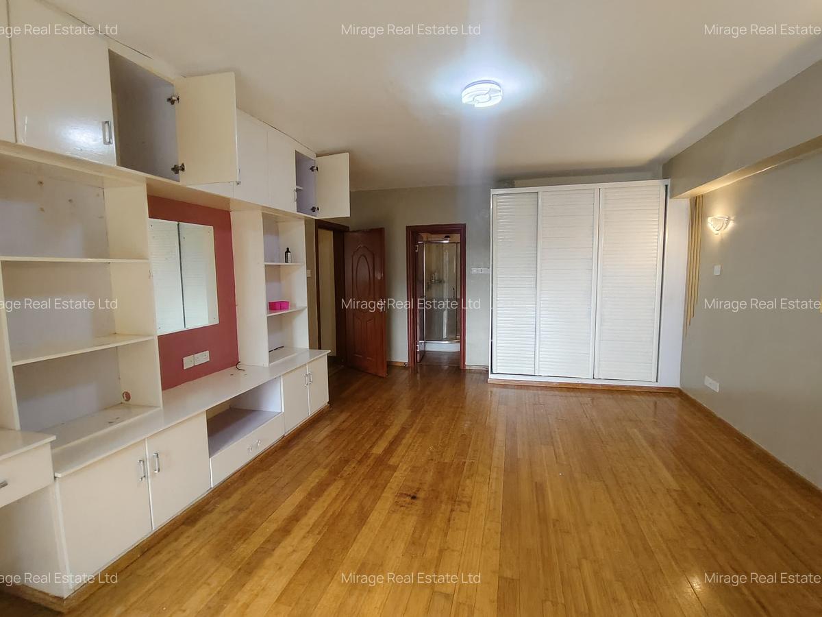 4 Bed Apartment with En Suite in Kilimani - 5