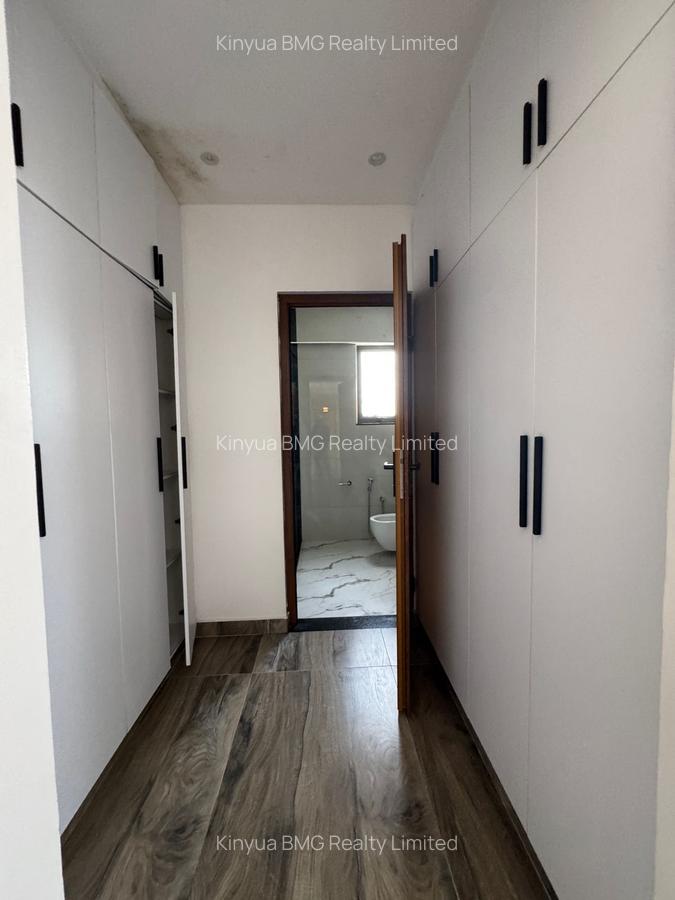 2 Bed Apartment with En Suite in Nyali Area - 2