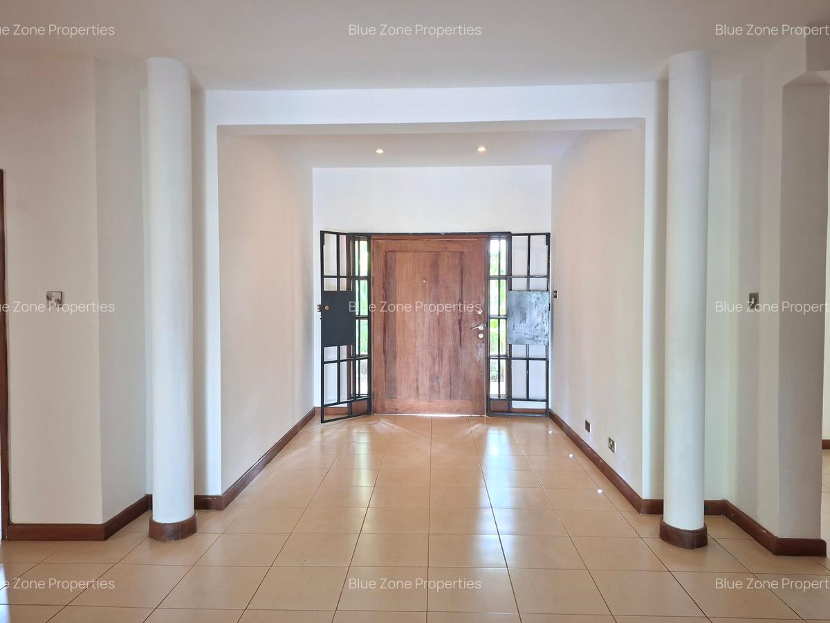 4 Bed House with En Suite at Off Glory Rd - 7