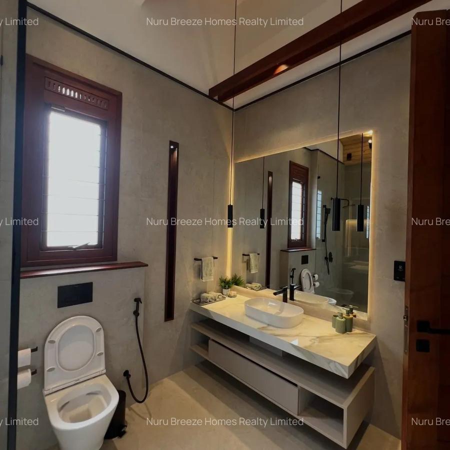 4 Bed Villa with En Suite in Runda - 10