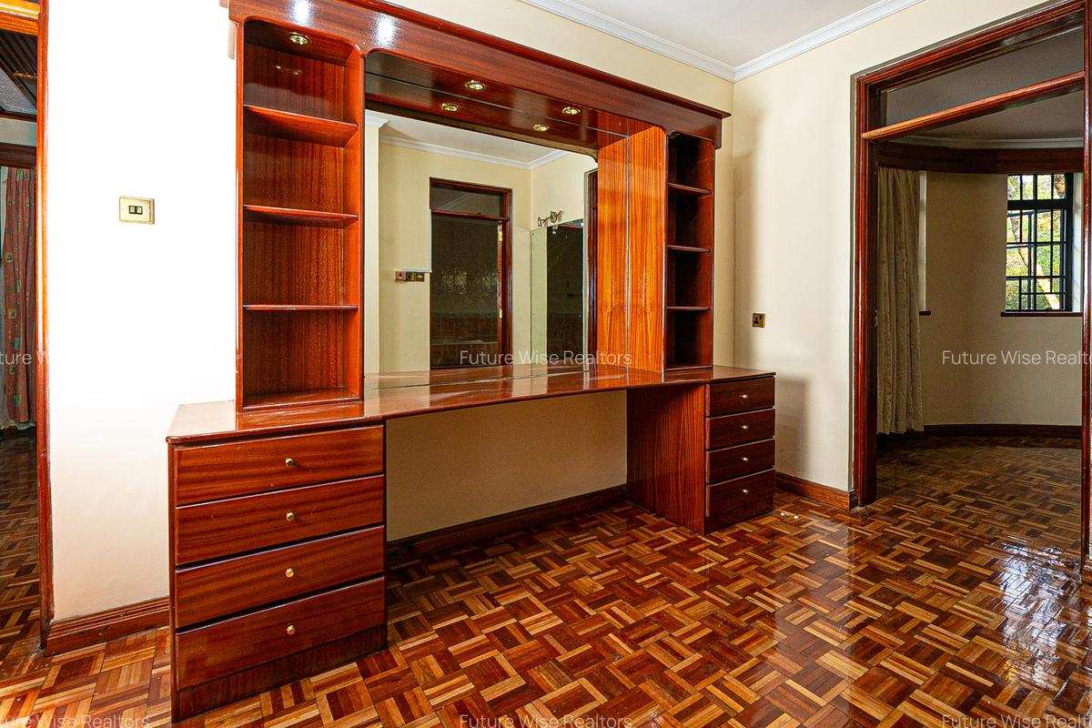 5 Bed Villa with En Suite in Karen - 13