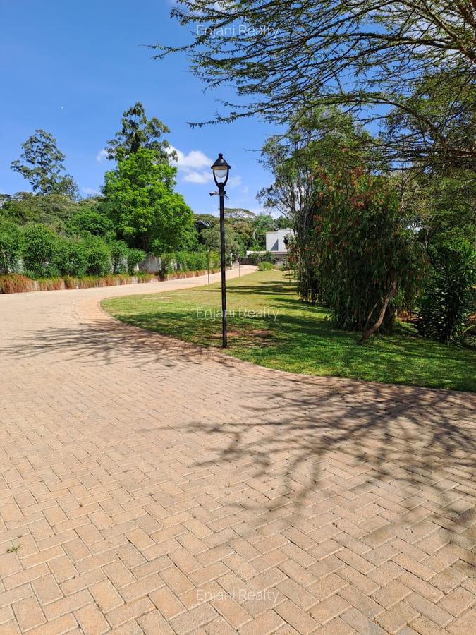 5 Bed Townhouse with En Suite in Karen - 11