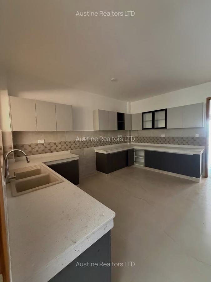 2 Bed Apartment with En Suite in Nyali Area - 3