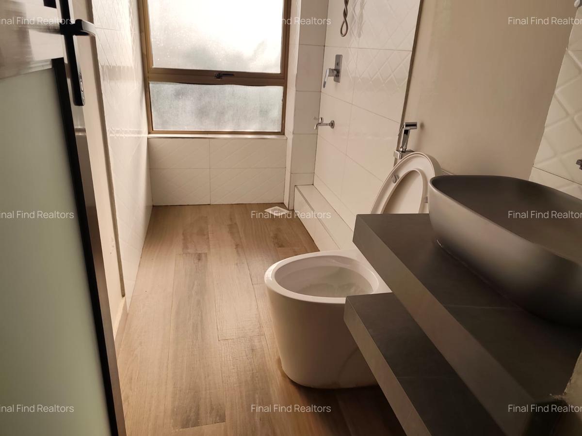3 Bed House with En Suite in Runda - 18
