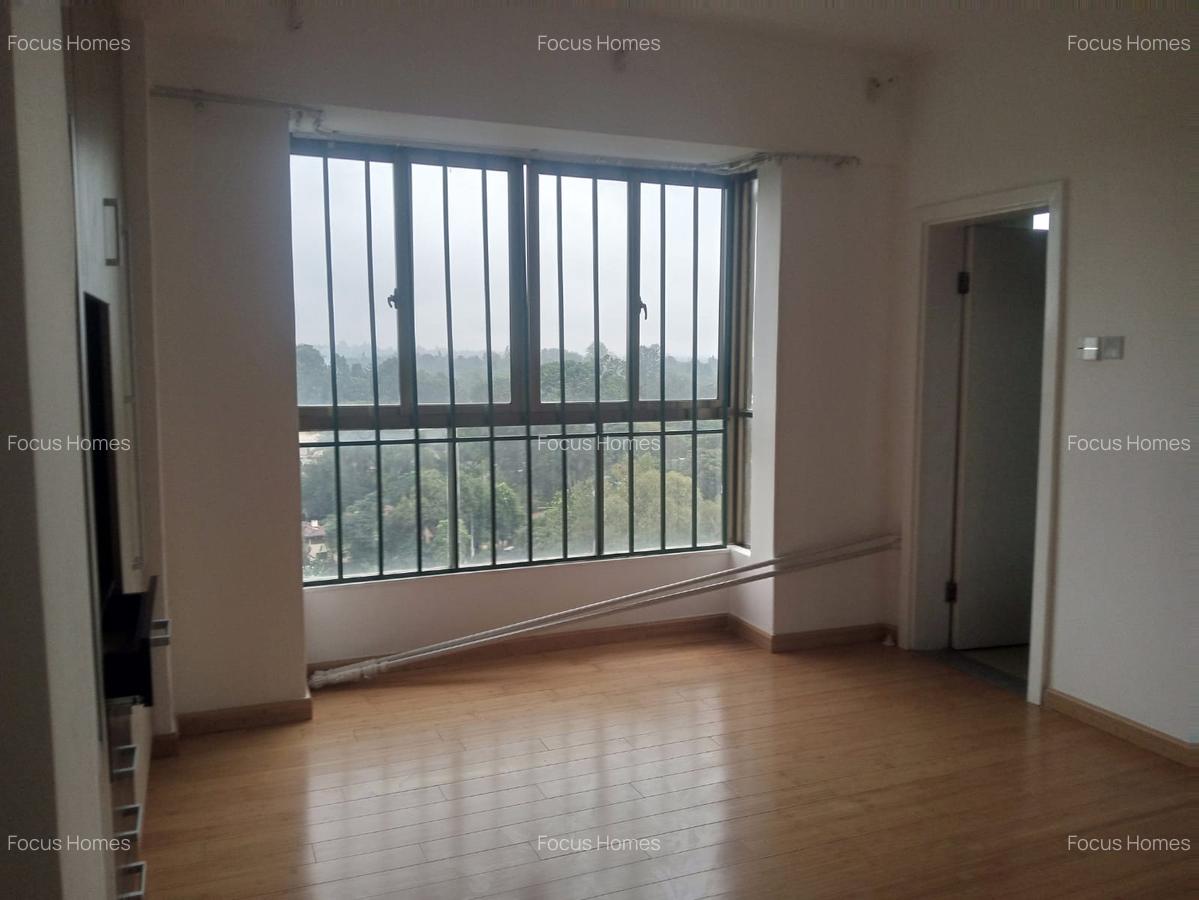 4 Bed Apartment with En Suite in Lavington - 9