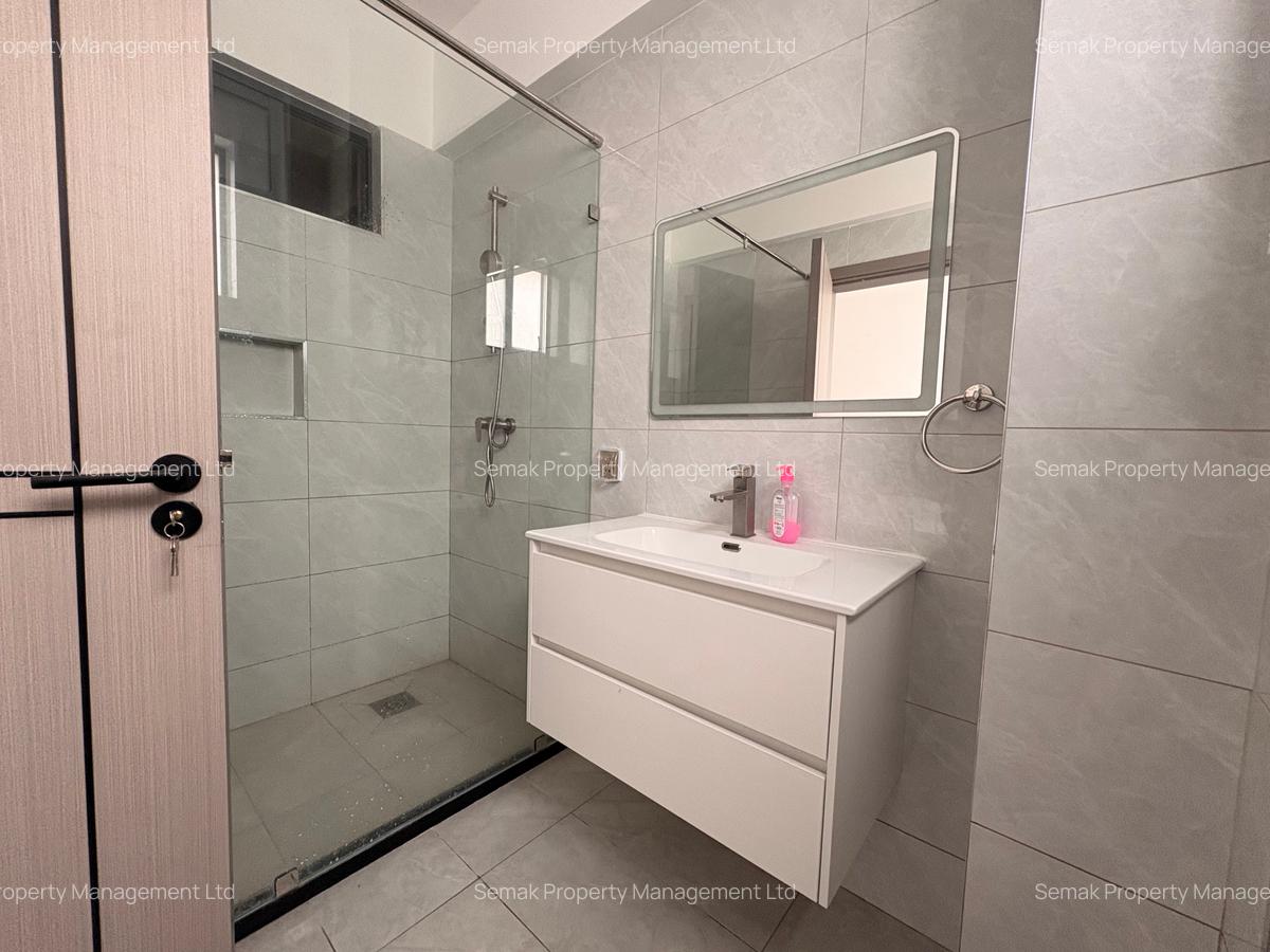 4 Bed Apartment with En Suite in Kilimani - 16