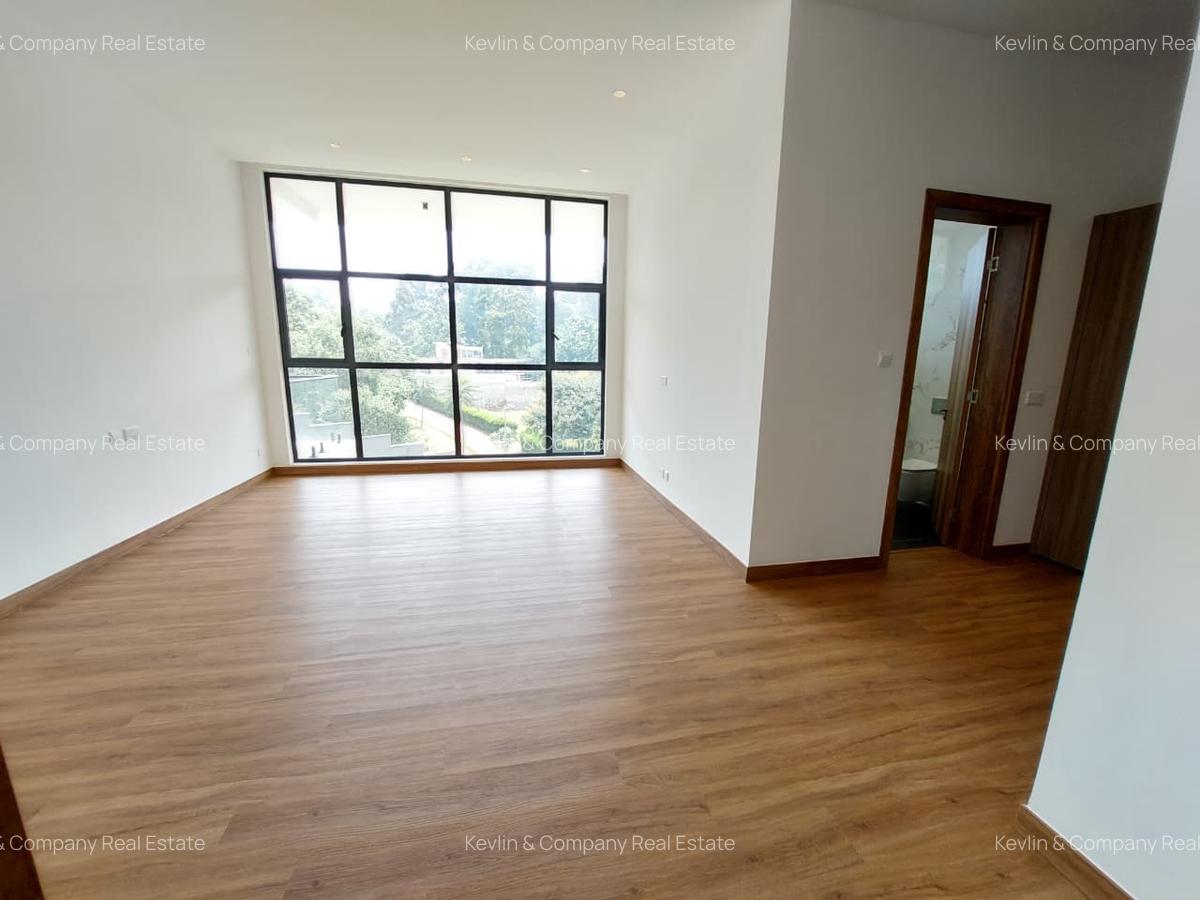 5 Bed Villa with Staff Quarters in Nyari - 9