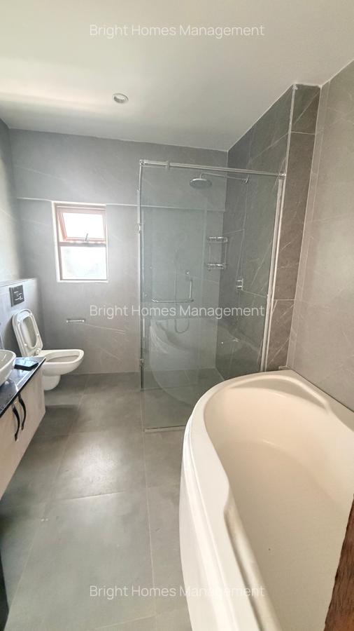 3 Bed Apartment with En Suite in Kileleshwa - 9