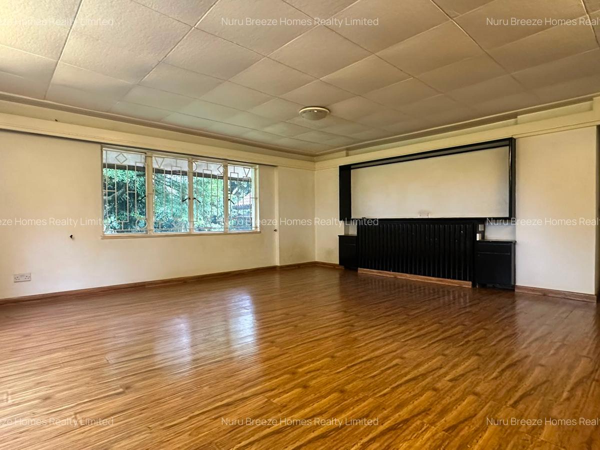 4 Bed House with En Suite in Kitisuru - 13