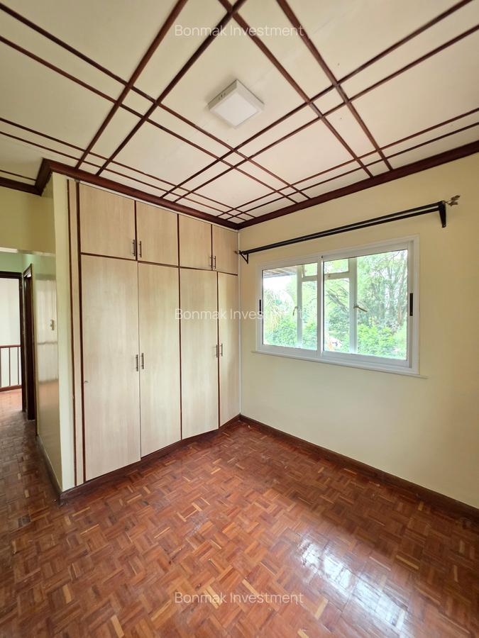 4 Bed Townhouse with En Suite at Lavington Green - 18