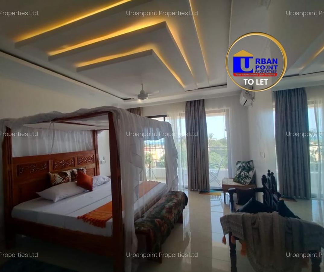 Serviced 2 Bed Apartment with En Suite in Nyali Area - 6