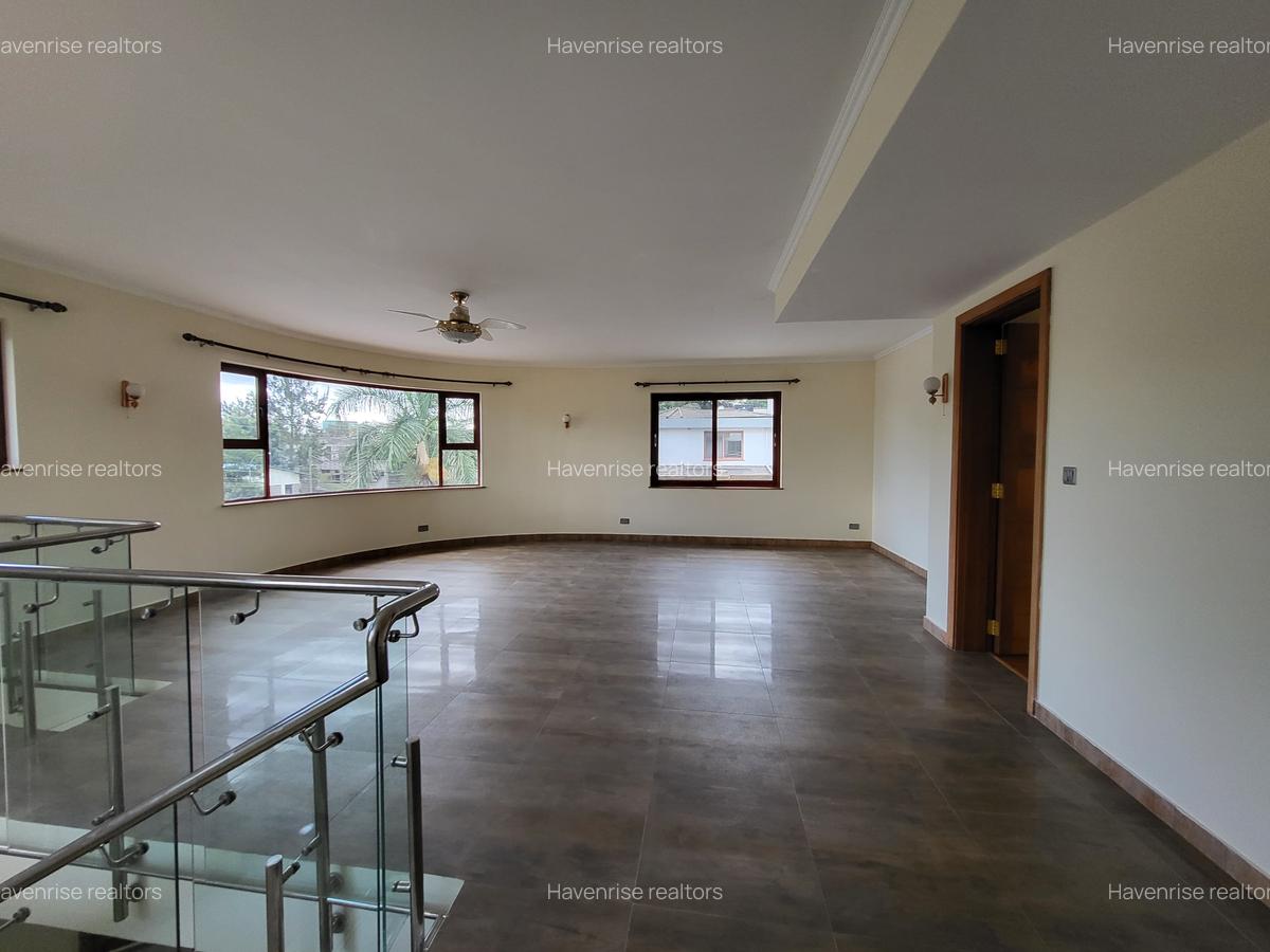5 Bed Townhouse at Lavington - 17