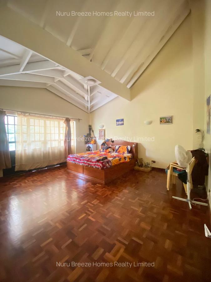 6 Bed House with En Suite in Karen - 9