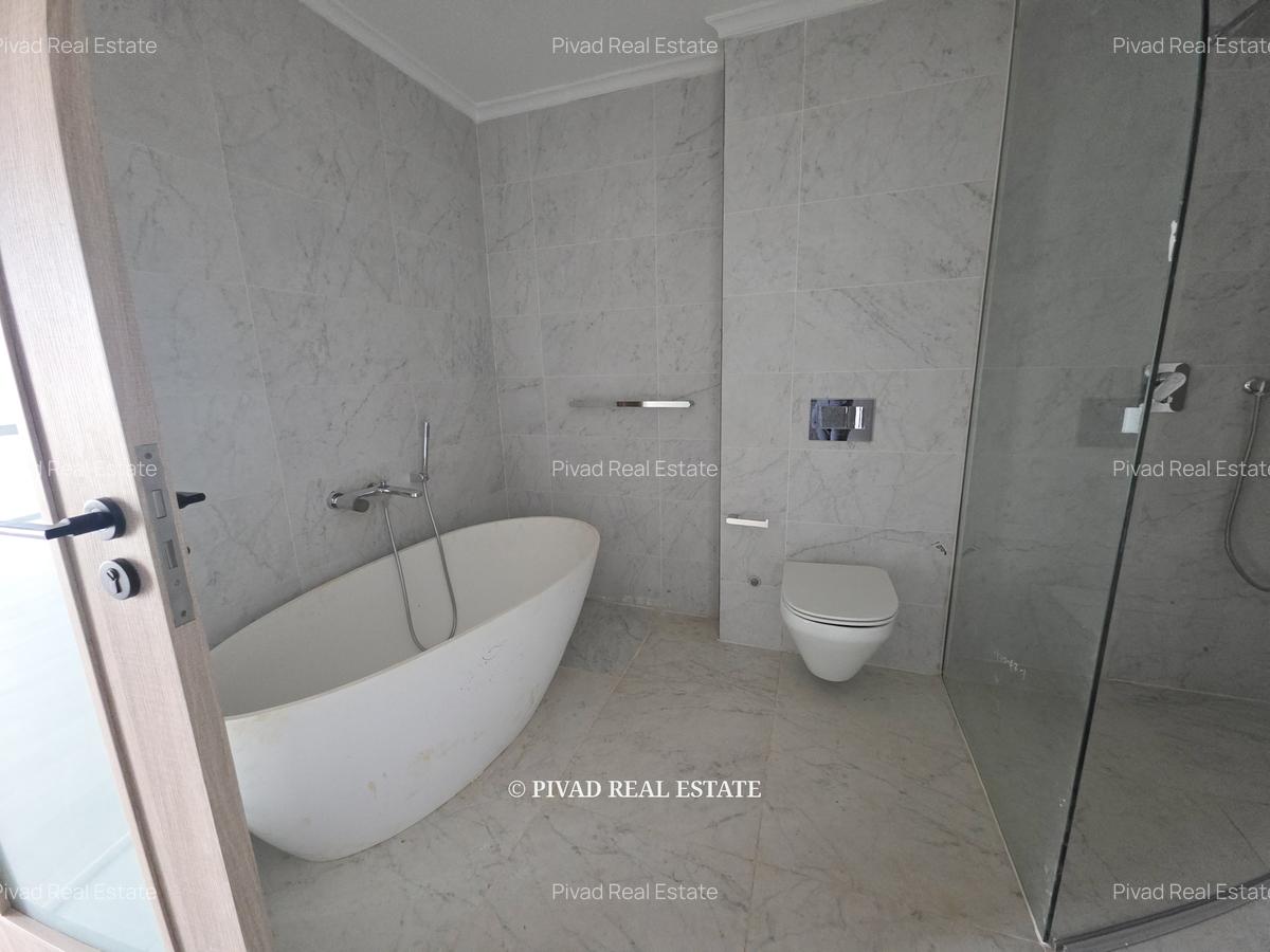 4 Bed Townhouse with Swimming Pool in Runda - 10
