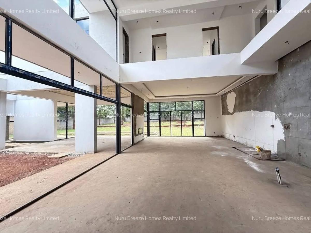 5 Bed Townhouse with En Suite in Karen - 6