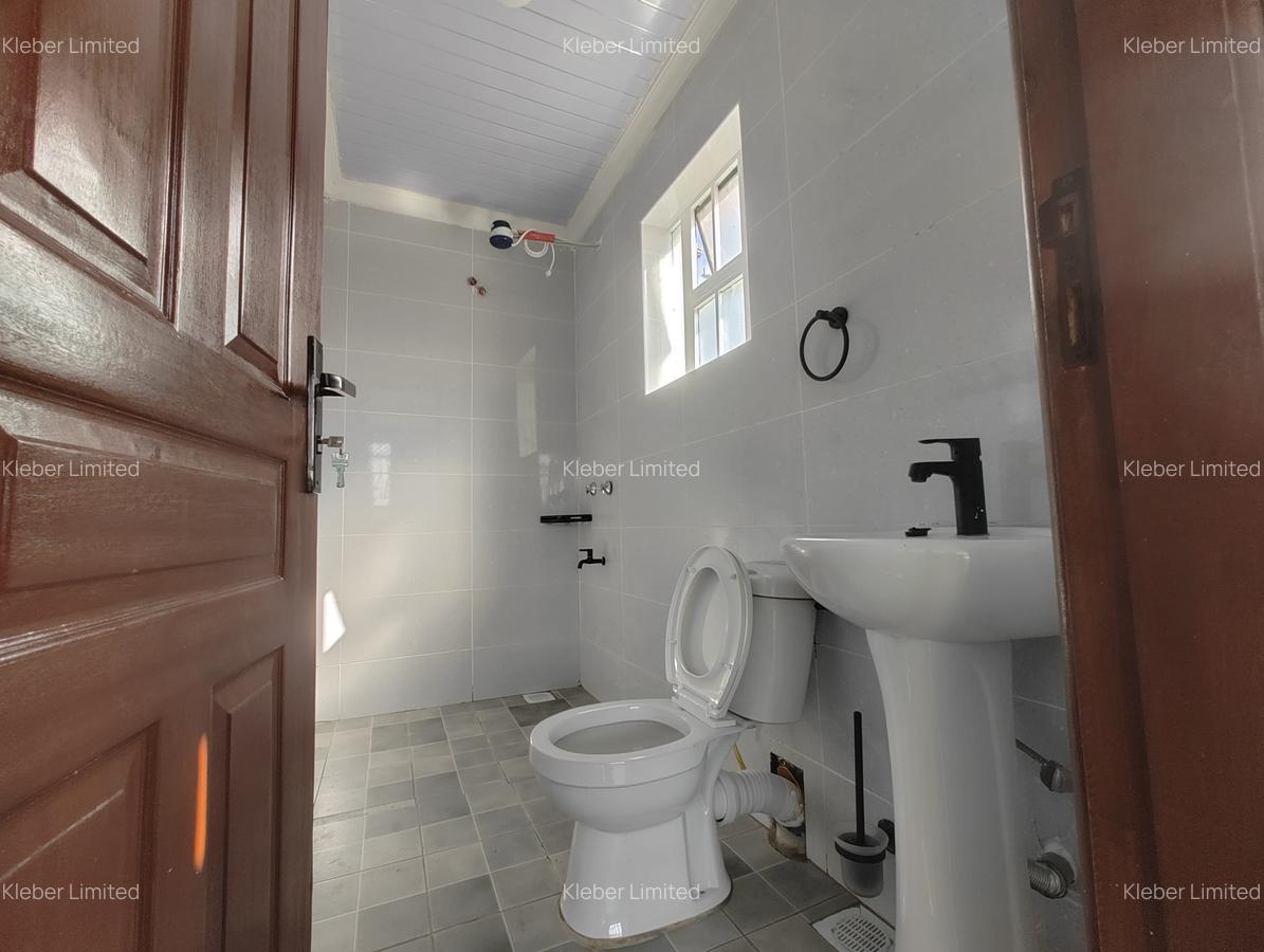 3 Bed House with En Suite in Gikambura - 12