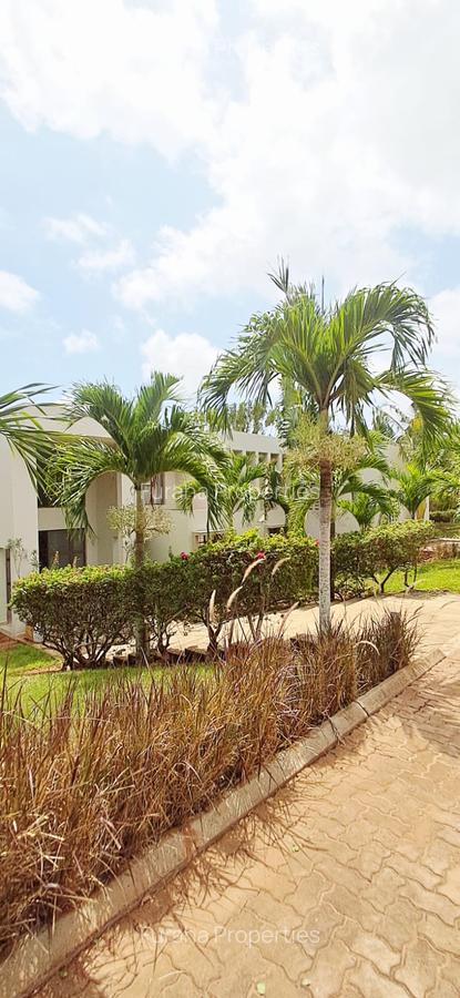 4 Bed House in Vipingo - 1