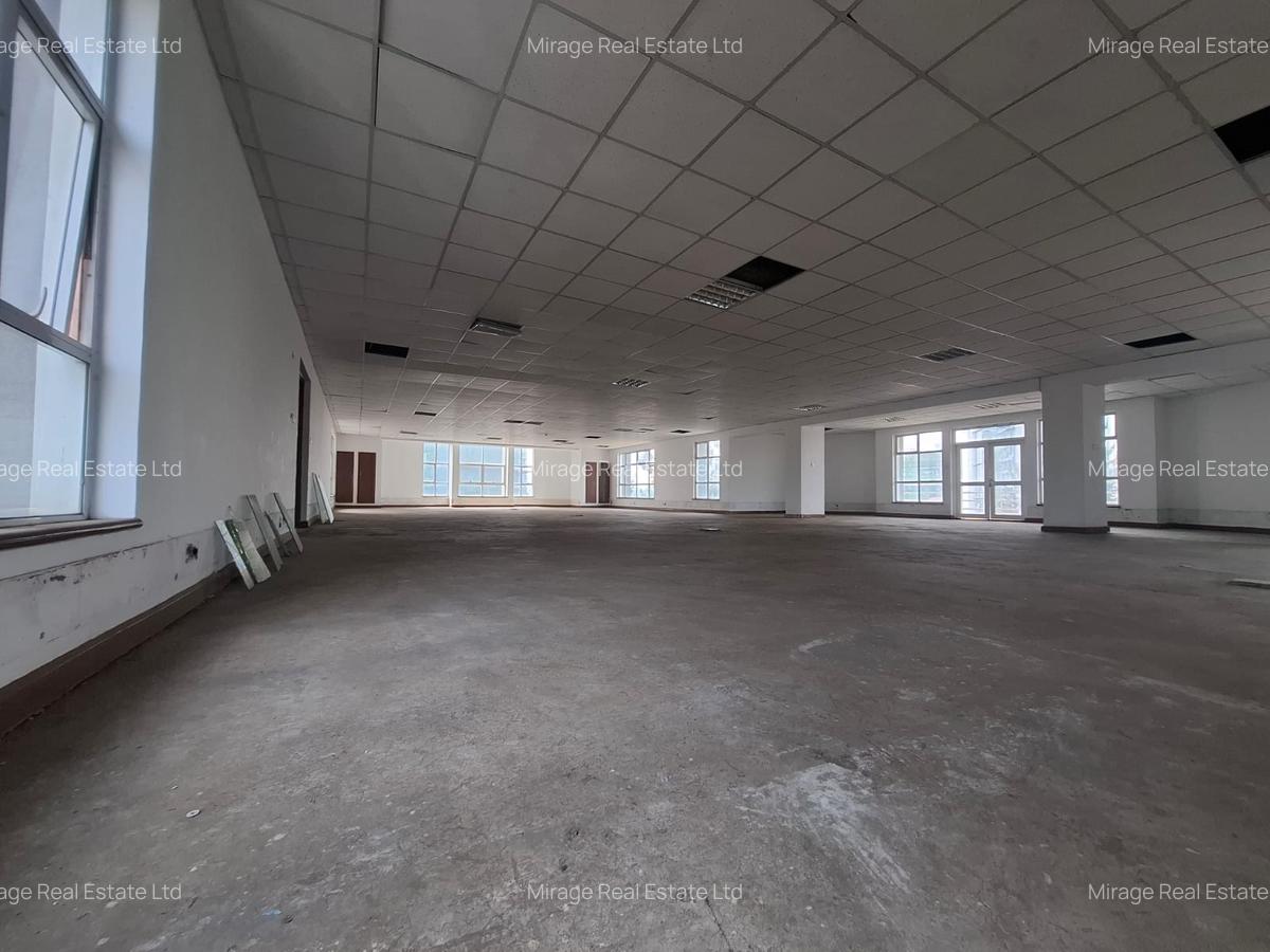 5,000 m² Office with Service Charge Included in Westlands Area - 6