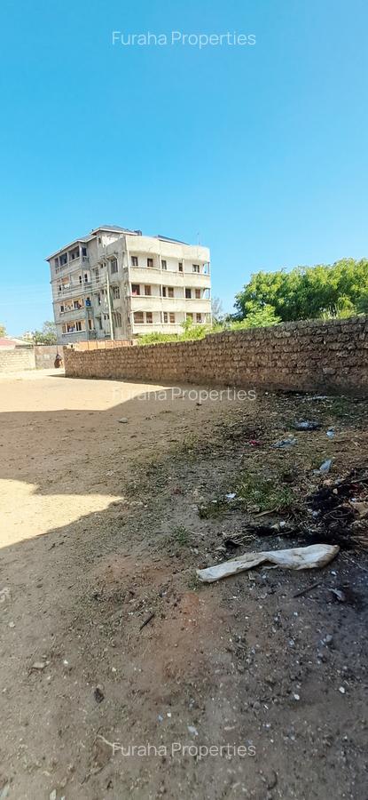 Land at Nyali - 10