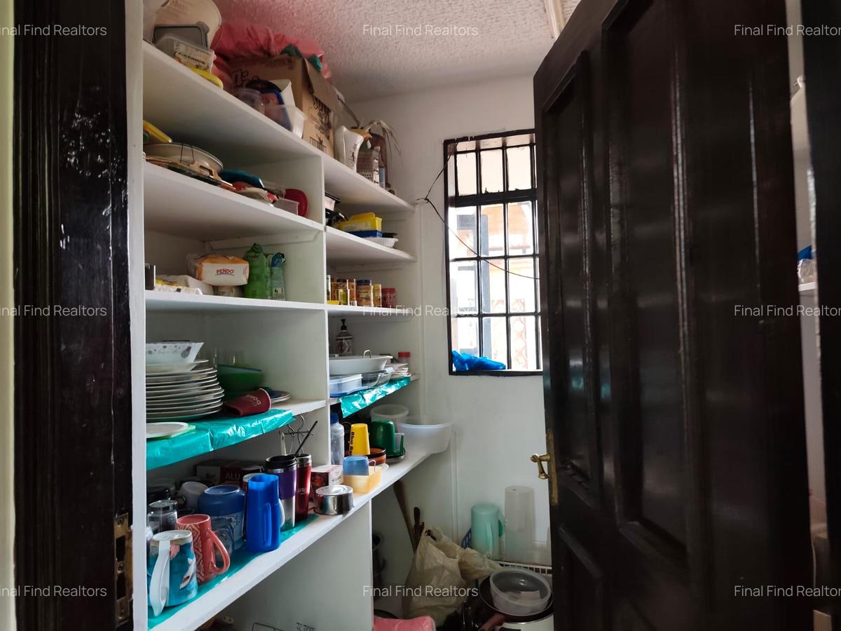 4 Bed Townhouse with En Suite in Runda - 15