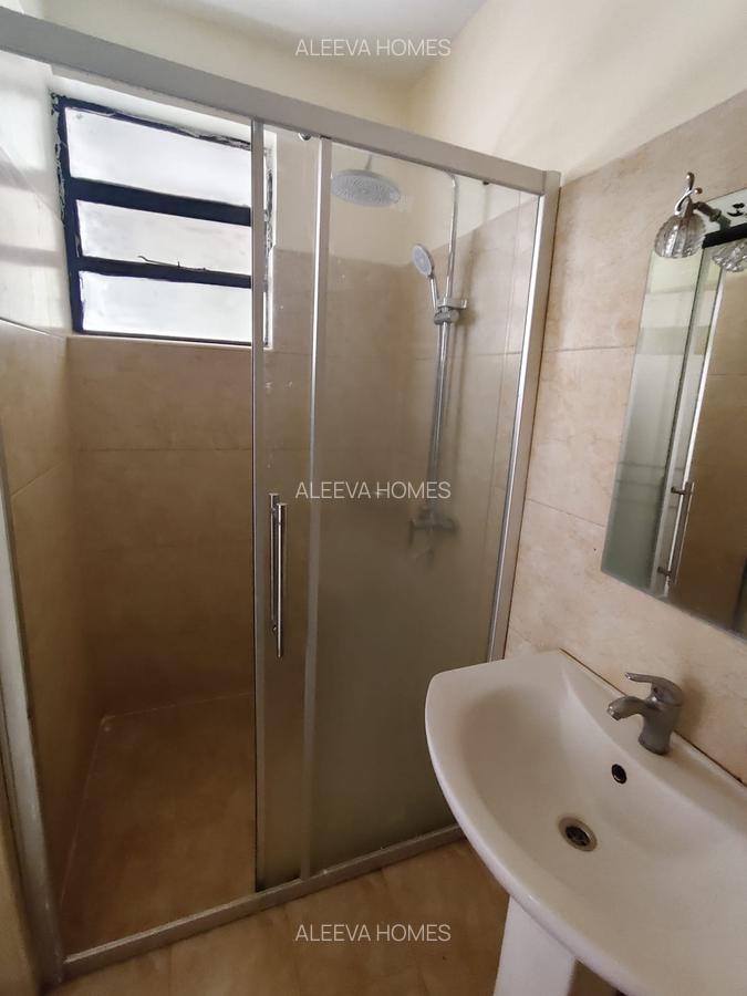 3 Bed Apartment with En Suite in Kilimani - 14