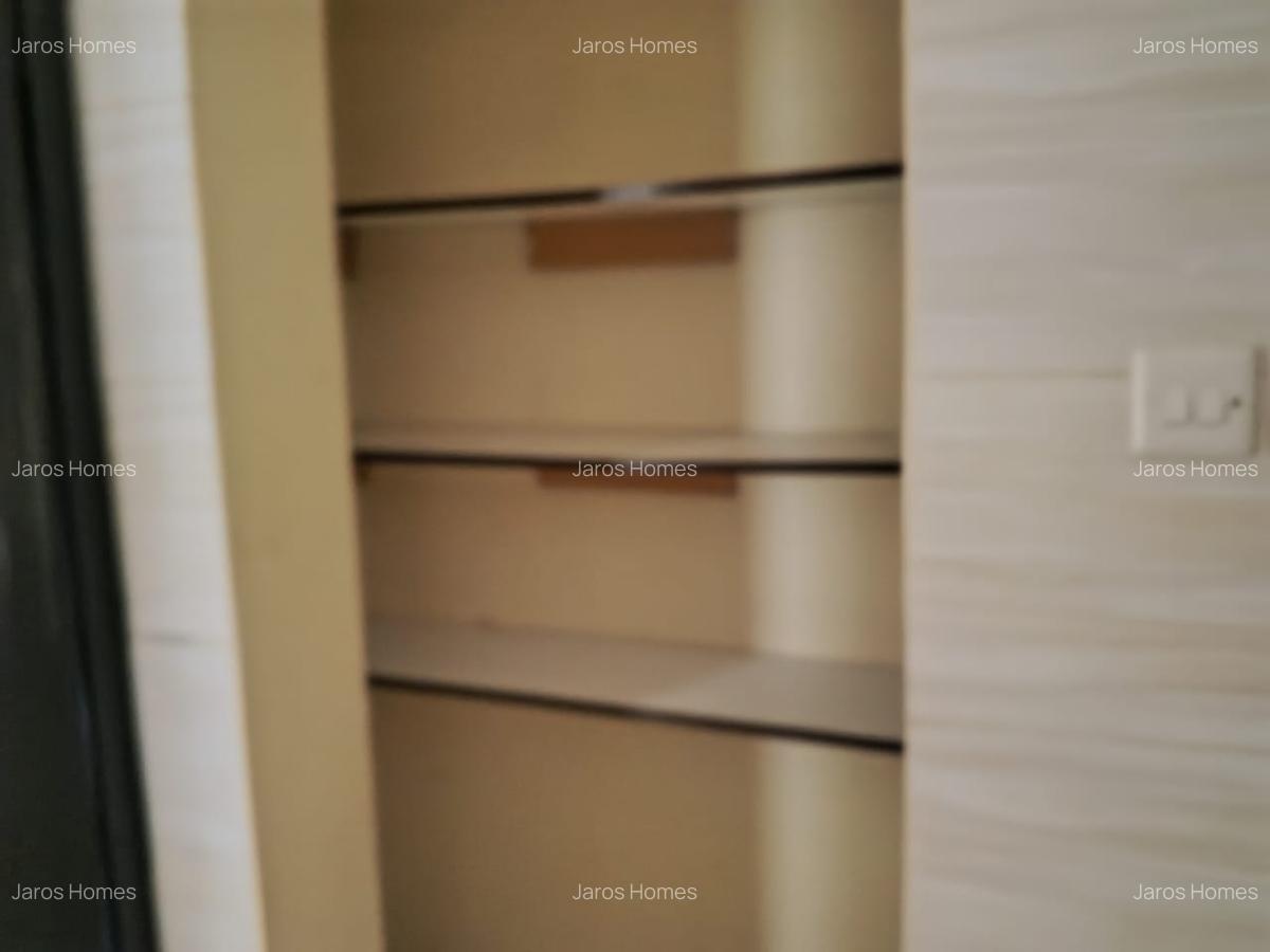 2 Bed Apartment with En Suite at Naivasa Road - 7
