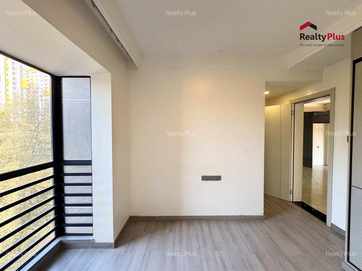 3 Bed Apartment with En Suite at Muringa Road - 10