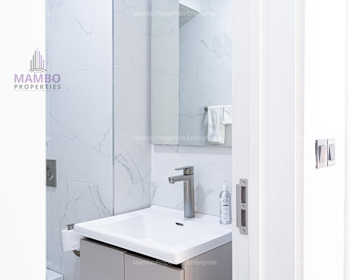 Serviced 2 Bed Apartment with En Suite at Riverside Dr - 20