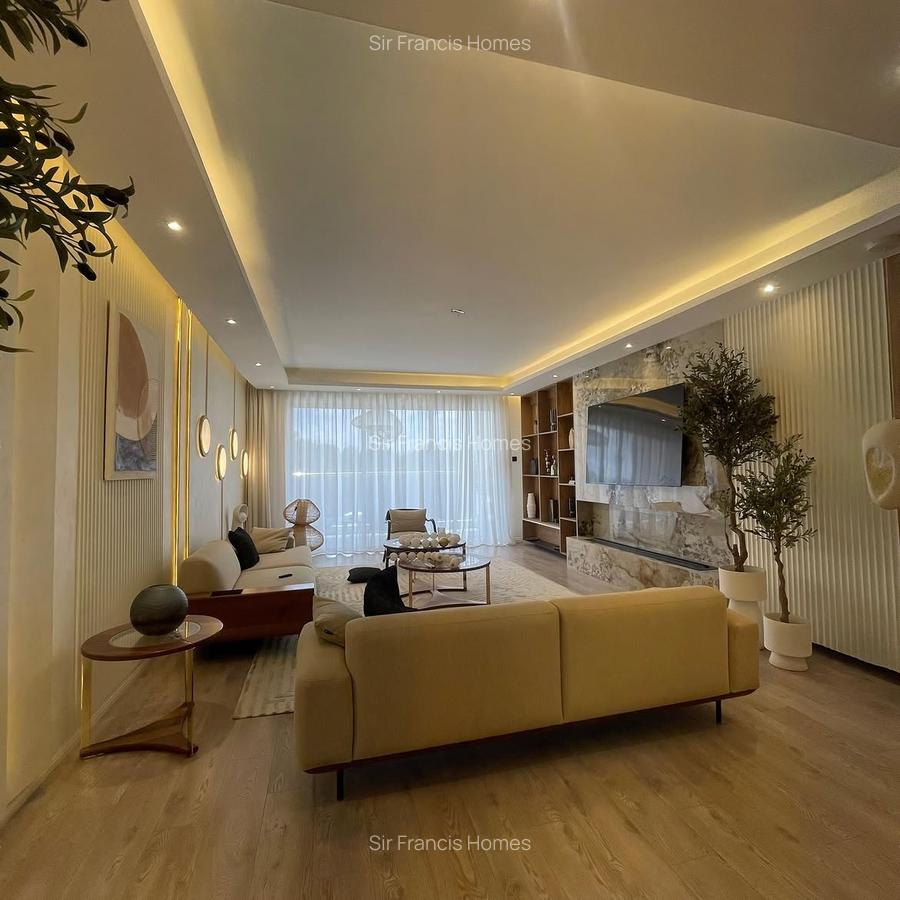 Serviced 3 Bed Apartment with En Suite in Parklands - 12