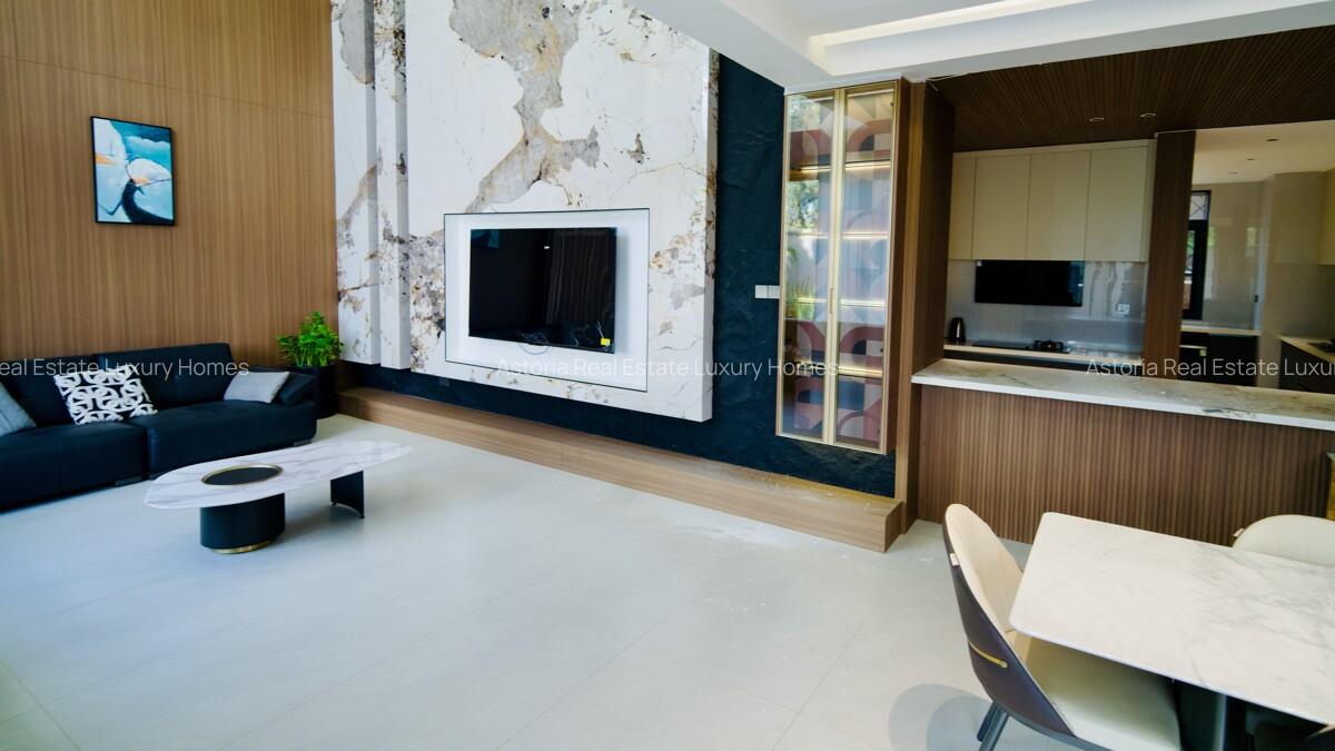 5 Bed Villa with En Suite at 2026-378 - 2