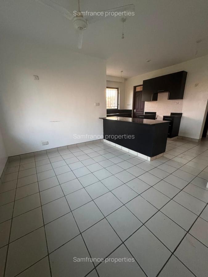 3 Bed Apartment with Borehole at Links Road - 1