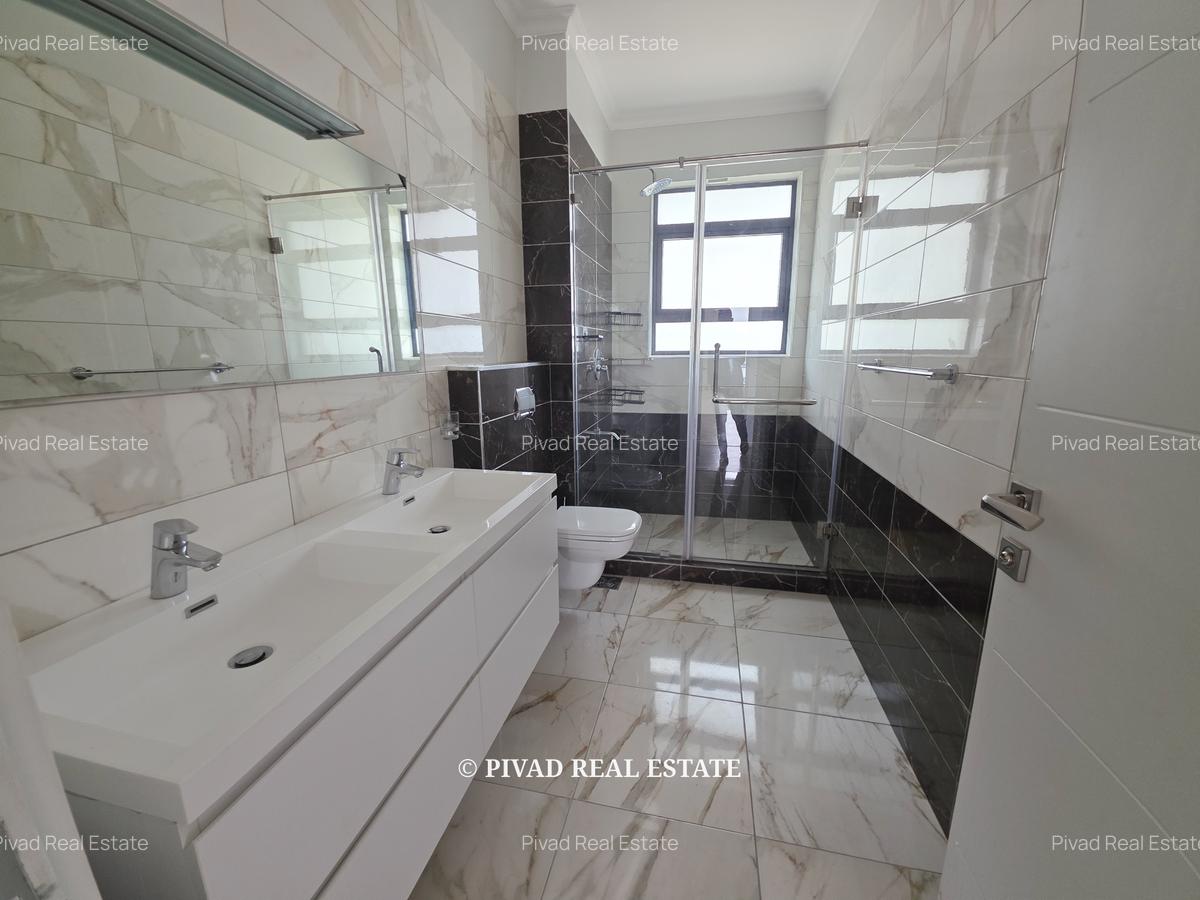 4 Bed Townhouse with Swimming Pool in Runda - 6