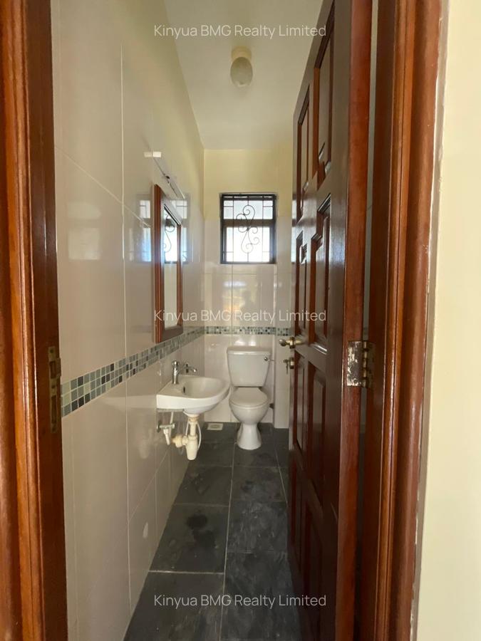 Serviced 3 Bed Apartment with En Suite in Nyali Area - 4
