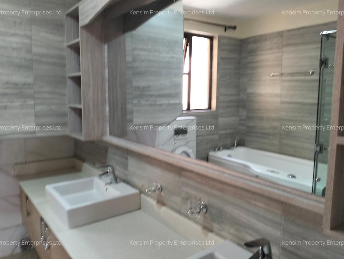 5 Bed Townhouse with En Suite in Lavington - 18