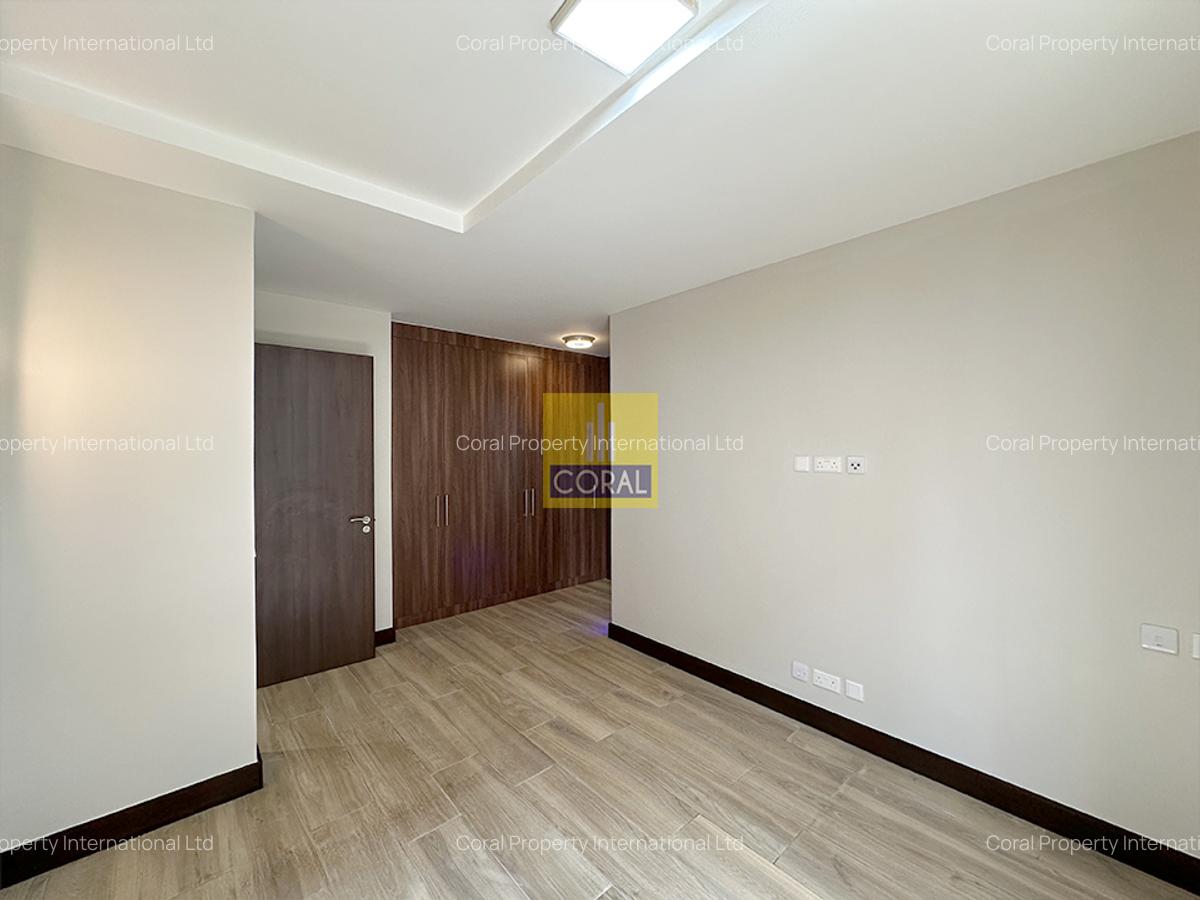 3 Bed Apartment in Parklands - 14