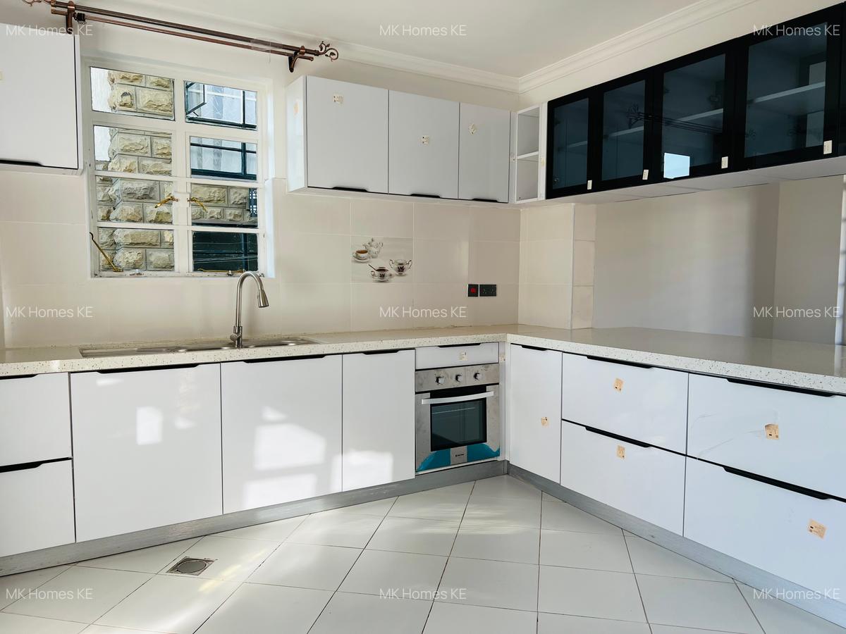 4 Bed Villa with En Suite in Ruiru - 7