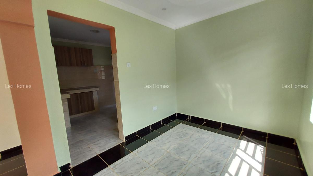 3 Bed House with En Suite at Kahuho - 4