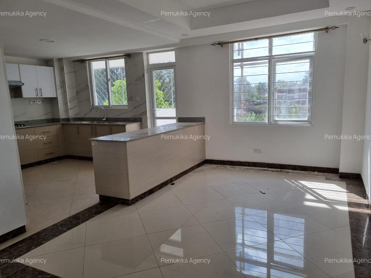 3 Bed House with En Suite at Lavigton Road - 7