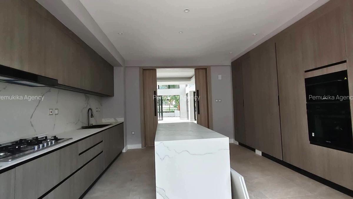 5 Bed Villa with En Suite in Runda - 15
