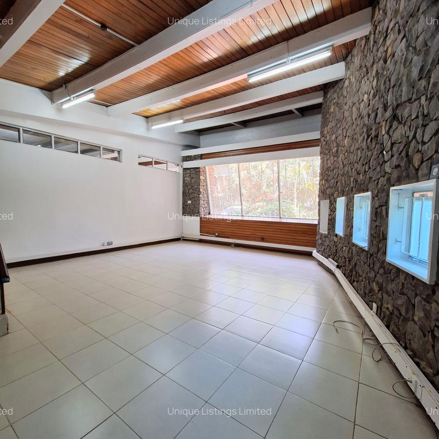 300 m² Commercial Property with Service Charge Included in Rhapta Road - 6