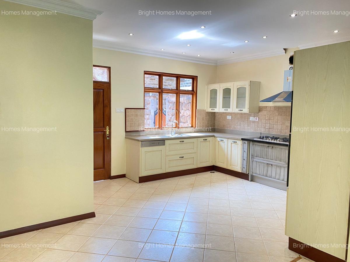 5 Bed Villa with En Suite in Karen - 8