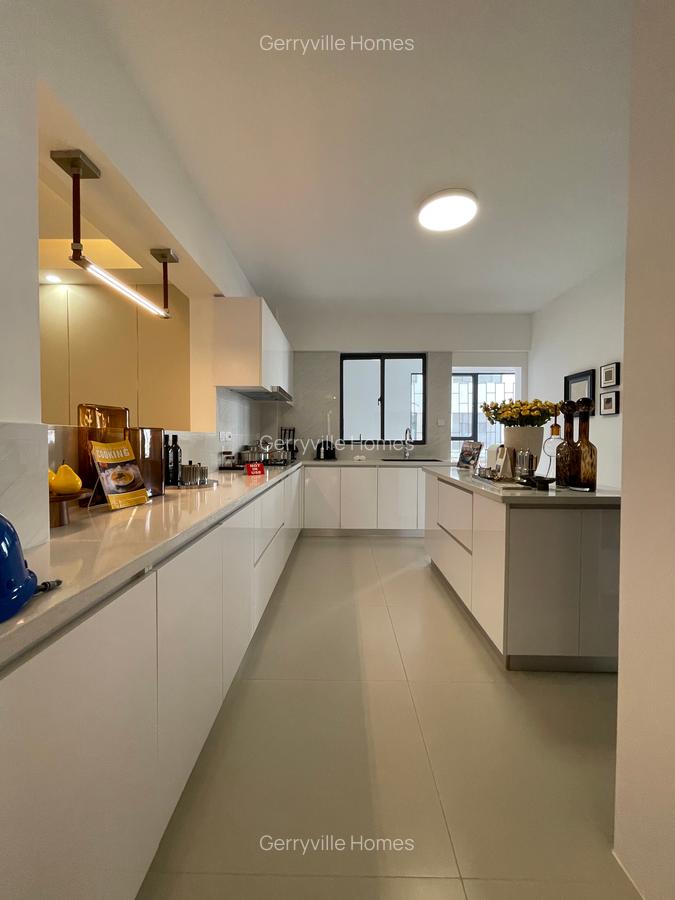 4 Bed Apartment with En Suite in Lavington - 5