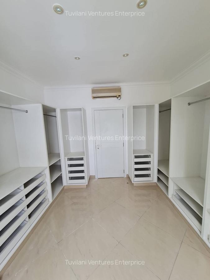 Serviced 3 Bed Apartment with En Suite at Nyali Mombasa - 12