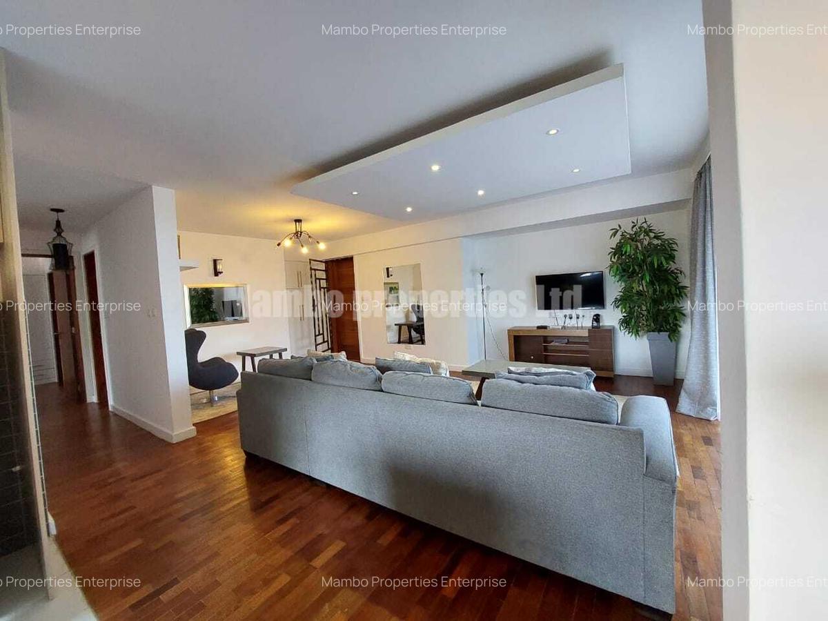 Serviced 2 Bed Apartment with En Suite at Kitale Lane - 15