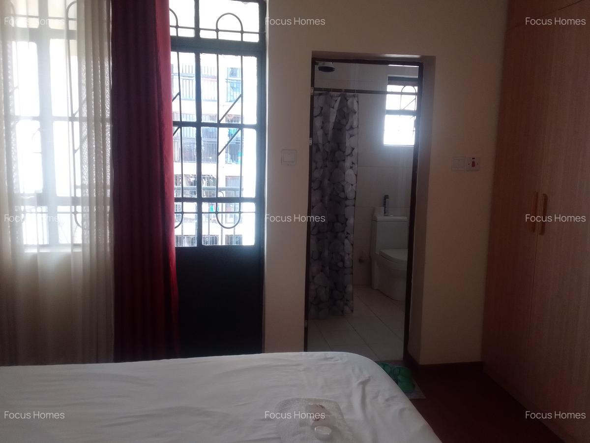 2 Bed Apartment with En Suite in Lavington - 10