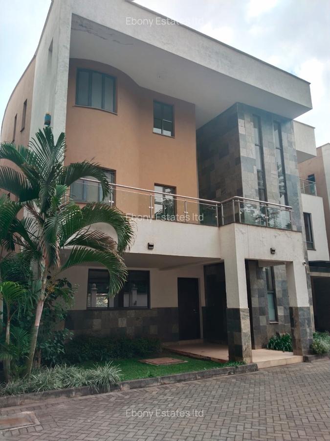5 Bed Townhouse with En Suite in Lavington - 1