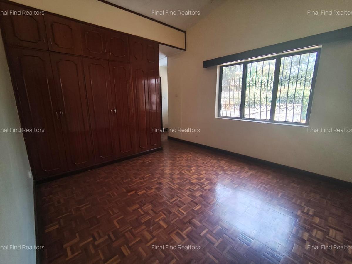 4 Bed House with Garden in Runda - 5