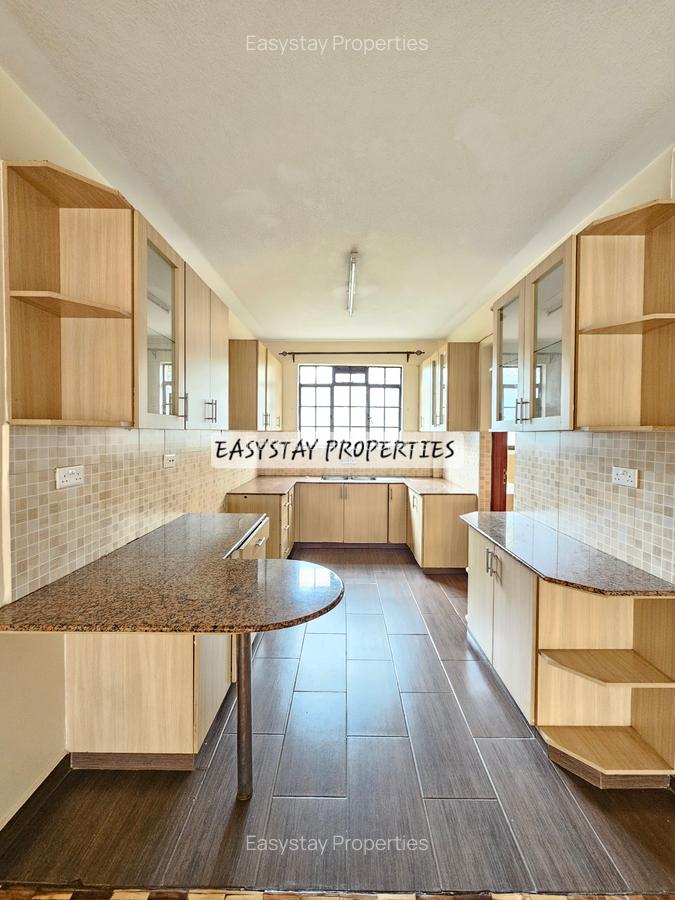 2 Bed Apartment with En Suite in Lavington - 2