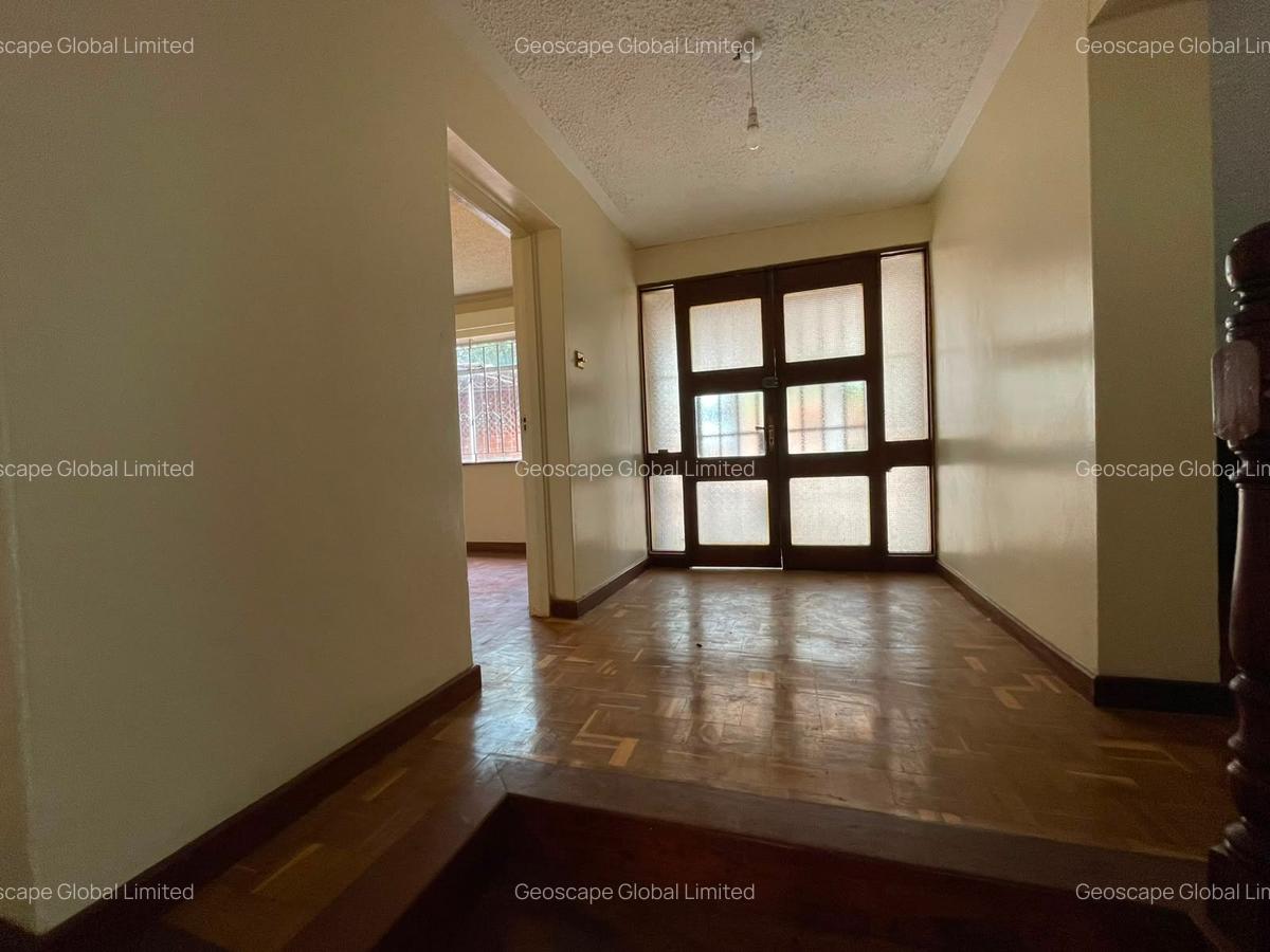 6 Bed House with En Suite in Riverside - 16